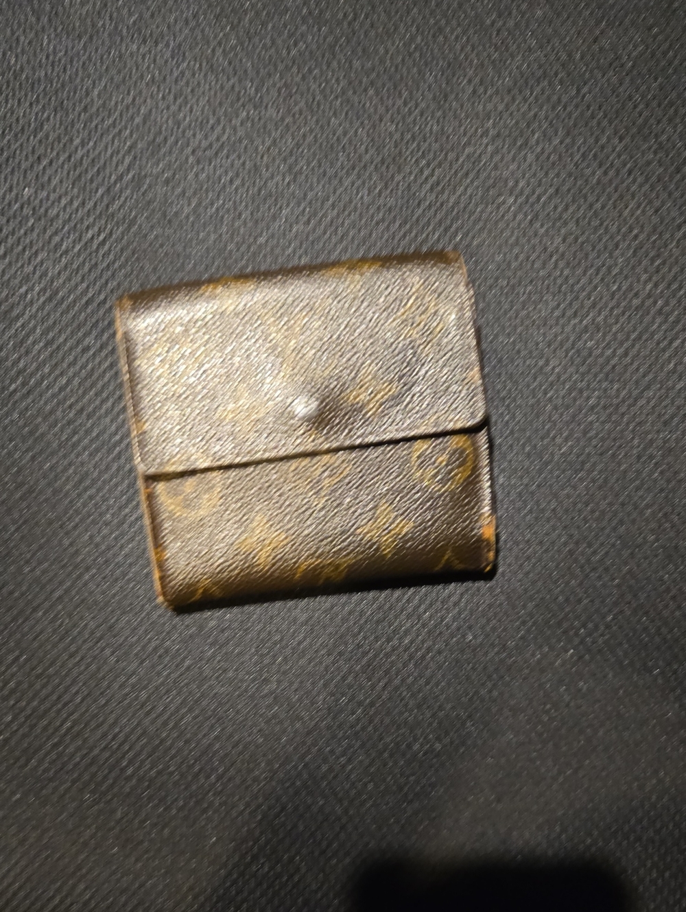 Louis Vuitton Luxury Monogram Folding Card Holder - Brown